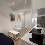 Appartement rénové Vieux Nice