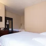 Le Noailles Gare Hotel 3*