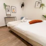 Ns Spacieux T3 Au Coeur Du Vieux Apartment *