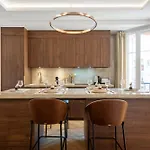 Apartment Luxueux, Spacieux Dans Le Quartier Du Port