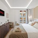 Luxueux, Spacieux Dans Le Quartier Du Port Apartment