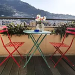 Esatitude Hotel