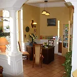Hotel Au Picardy