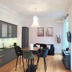 In The Heart Of Close To Amenities