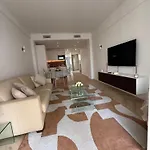Apartment Beautiful 3 Rooms, Carre D 'or *