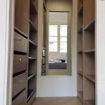 Apartment Beautiful 3 Rooms, Carre D 'or