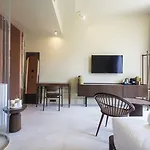 Hotel Naomi 3*