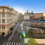 Le Garibaldi - City Centre - Bright - Ac