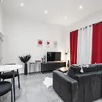 Nice Renting - Gallo - New Modern Loft Old Town Massena