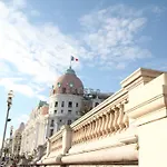 Apartment On Promenade Anglais