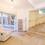 Marie -pool - Garden-close To -parking Villa *