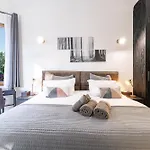 Marie -pool - Garden-close To -parking Villa