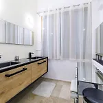 Marie -pool - Garden-close To -parking Villa Nice