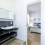 Villa Marie -pool - Garden-close To -parking *