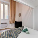 Vieille Ville - parking, 5 pers, AC, WIFI