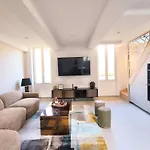 Elegant Renovated Apartment Nice Port Ac Sleeps 4