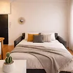 Studio Moderne, Le Carre Dor, A 3Min Plage, Nice Centre