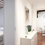 Charme du Vieux-Nice - cocon lumineux à 100 m de la mer