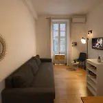 Studio Moderne, Le Carre Dor, A 3Min Plage, Nice Centre