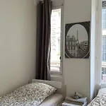 Apartment новая 3-комнатная на 2й линии от моря.