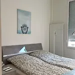 Apartment новая 3-комнатная на 2й линии от моря. Nice
