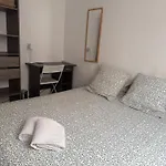 Location In Private Security With Free Parking, 1 Minute From Tramway, 9 Minutes From The Center, Accessible Transports Homestay *