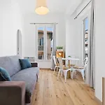Renting - Notre Dame - Cosy Loft Perfect View On The Roofs