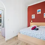 Renting - Notre Dame - Cosy Loft Perfect View On The Roofs Nice