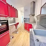 Apartment Ref 114 - Beautiful 3-room In The Center Nice