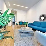 Ref 114 - Beautiful 3-room In The Center Apartment Nice