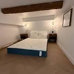 Charme et modernite au coeur du Vieux Nice