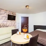 Villa Serafina Apartements