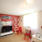 Beau Studio Fabron