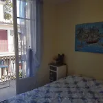 Two Blocks From The Sea Appartment