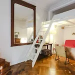 Loft With Terrace - 1 Min Main Avenue