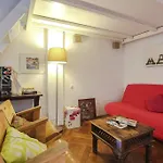 Loft With Terrace - 1 Min Main Avenue