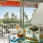 Wonderful Sea View 1 Bdr Apt With Parking