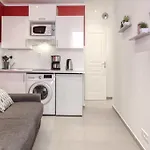Comfortable Apt 5 Min Walk To The Beach