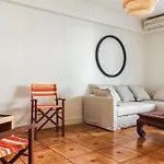 1 Bdr Apt Musician Neighborhood