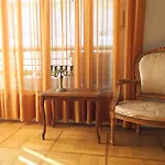 Ashley&Parker - Capitole Vue Mer