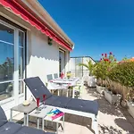 Apartment Le Mantega - F2 Moderne,centre Ville, 2 Grandes Terrasses,climatisation, Ascenseur