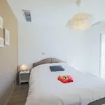 Villa Corniche D'argent - *