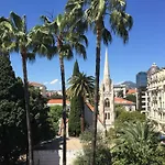 Carre D\'Or! Park View!