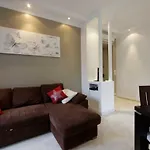 Apartment With Parking In Nice Near The Harbor