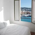 Waterfront Panoramic Sea View, Balcony, Ac *