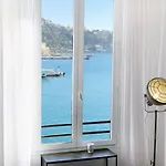 Waterfront Panoramic Sea View, Balcony, Ac Apartment