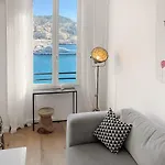 Waterfront Panoramic Sea View, Balcony, Ac Apartment *