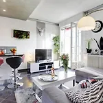 Apartment Le Mantega - F2 Moderne,centre Ville, 2 Grandes Terrasses,climatisation, Ascenseur *