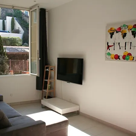 Riviera Old Town Romance Apartment