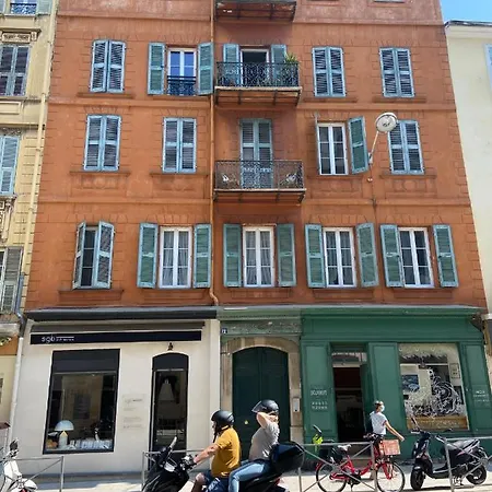 2 Pieces Luxe + Hammam Apartment Nice
